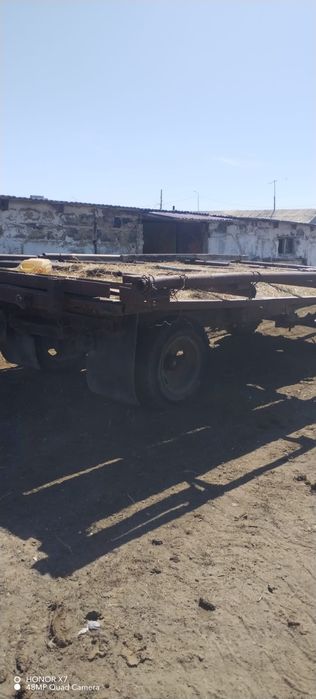 Продам трактор  хороший состояние вариант есть