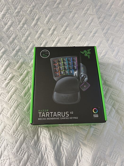 Razer Tartarus V2 Клавиатура за една ръка
