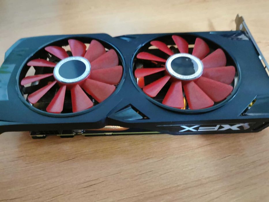 Kit gaming : i5-9400F + RX 570 8 GB - Stare impecabila