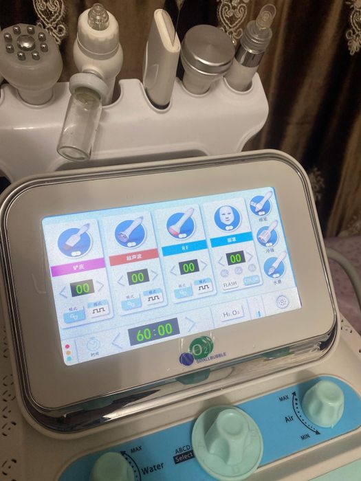 LED-фотонная маска для лица