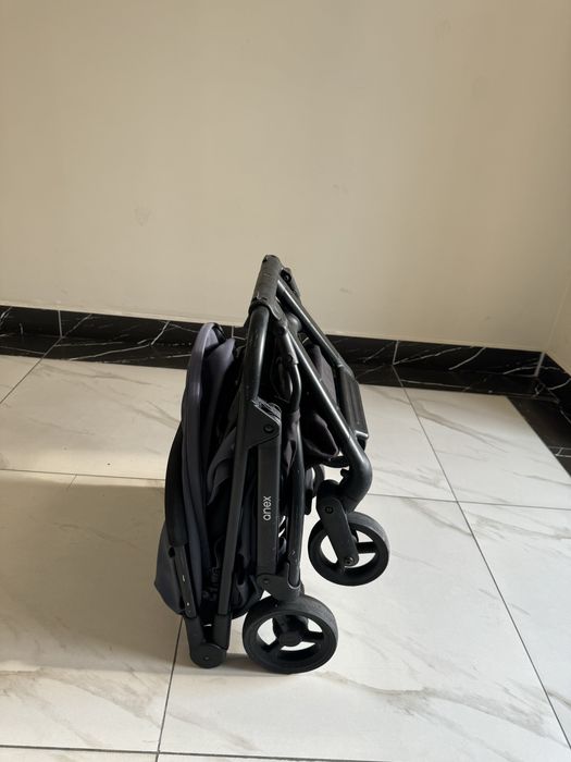 Продается коляска Anex Air Z (2 в 1)