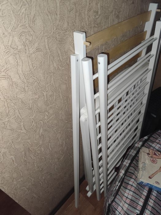 Отдам детскую кроватку даром нуждающимся!