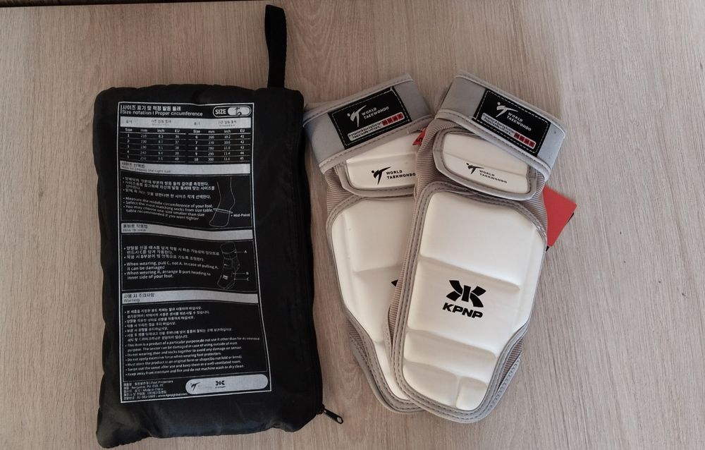 Электронные носочки для Тхэквондо WT