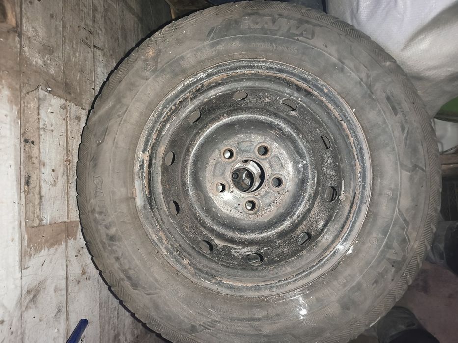 зимний шины дисками КАМА 185/70  ₽14