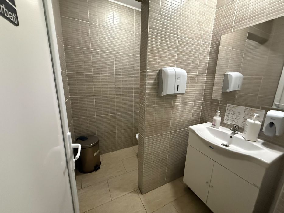 Spatiu comercial de vanzare km 0, Unirea.
