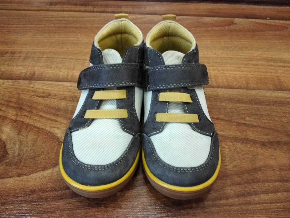 Детская обувь на весну/осень