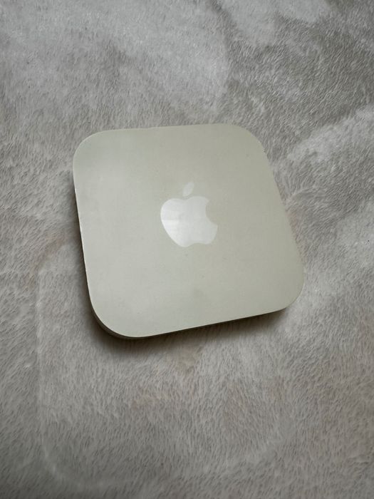 Apple A1392 Airport Express 2nd Gen Dualband WiFi Router Base Station