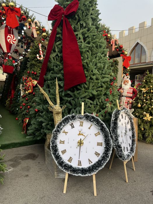 Новогодние часы украшения на новый год