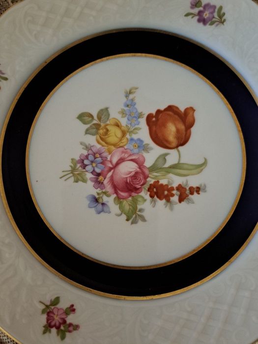 Прелестен порцелан