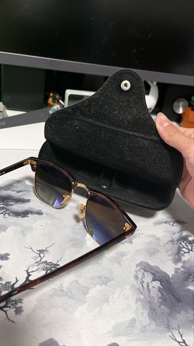 Ochelari de soare originali Ray-Ban Clubmaster classic pret putin negociabil fiind in stare excelenta