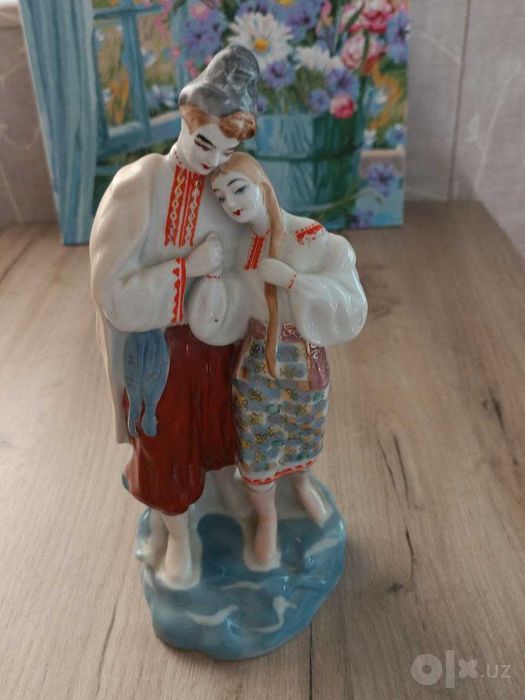 Продаются фарфоровые статуэтки