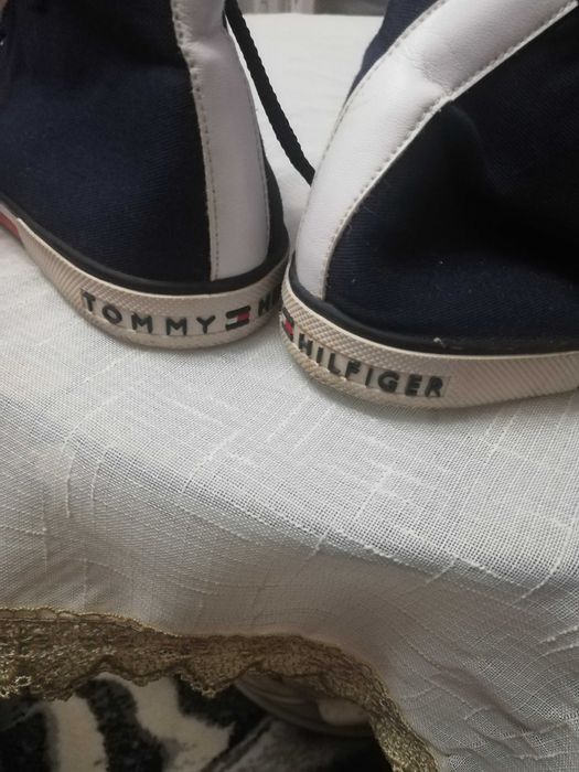кецове Tommy Hilfiger номер 39
