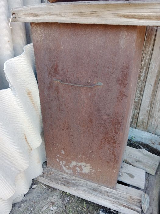 Продам емкость из толстого металла