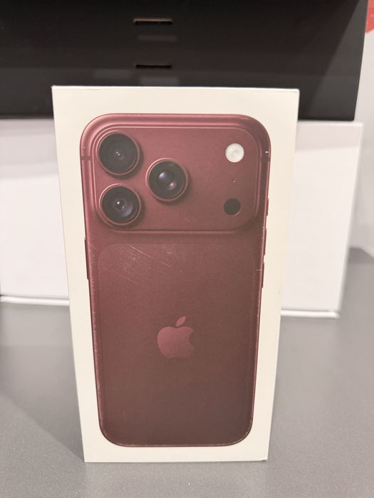 Iphone 18 pro 25 GB  1 sim