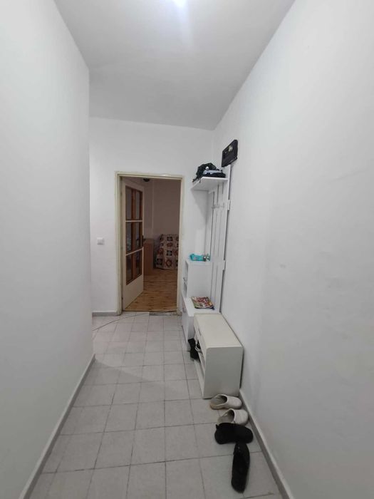 Продава се Тристаен апартамент в Хасково, Любен Каравелов - 80 кв.м за 893 €/кв.м - Снимка #2