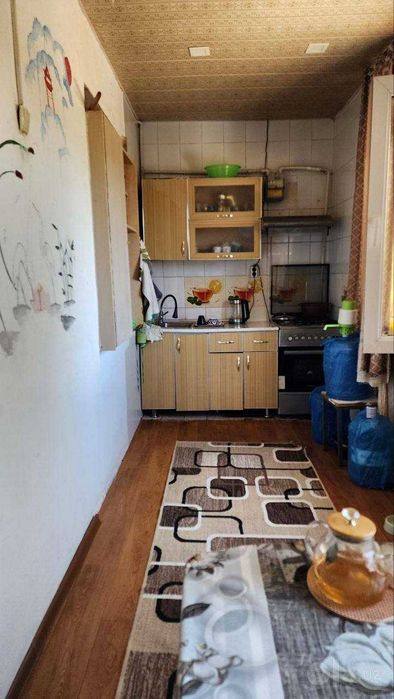 4 хоналик квартира 4 кават Шарк бозорча