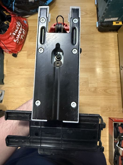Milwaukee M18 BJS Зеге