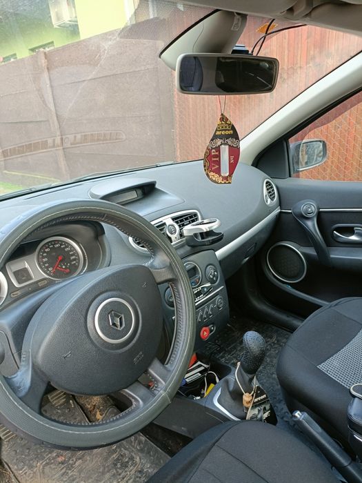 Vând Renault Clio 3