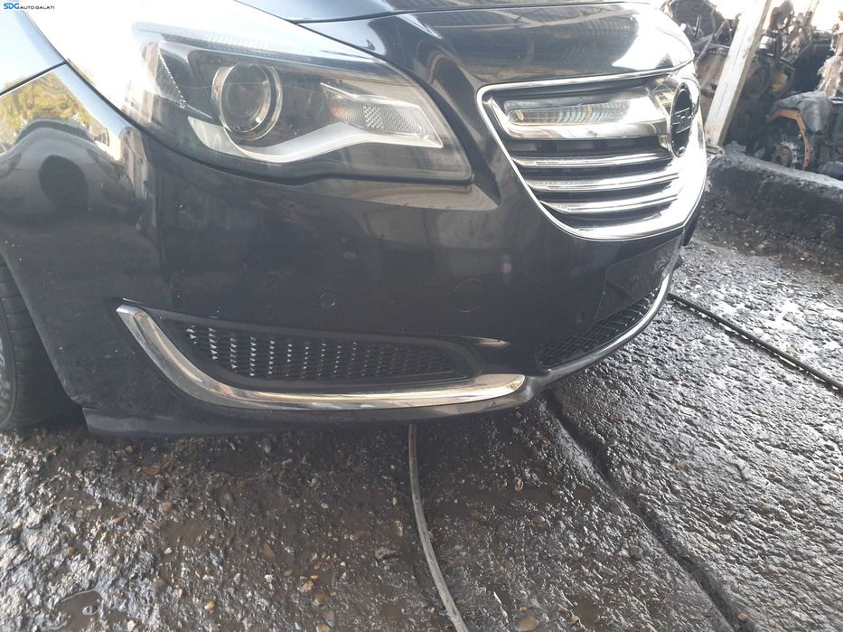Bara Spoiler Fata FARA Grila si Emblema cu Locas Senzori Parcare Opel Insignia A FL Facelift 2013 - 2017 Culoare Z22C [K6052]