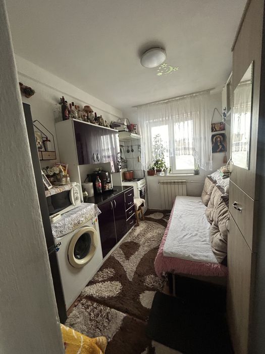 se vinde garsonieră confort redus