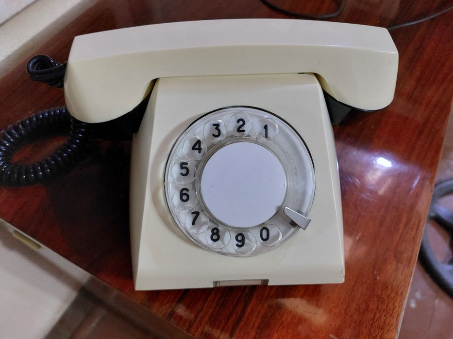 Телифон СССР с проводом