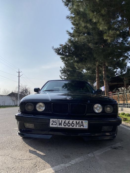BMW E32 735i  1991 restayling sotiladi srochne