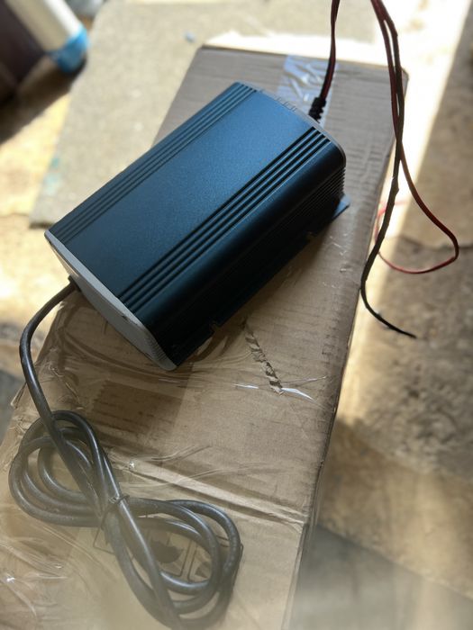 Redresor baterie Xenteq LBC-512-10