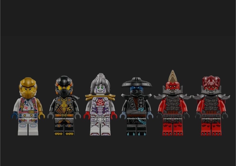 Lego Ninjago Ultrarobotul combinat al lui Zane