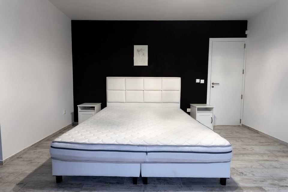 Къща под наем в.з. Врана - Лозен