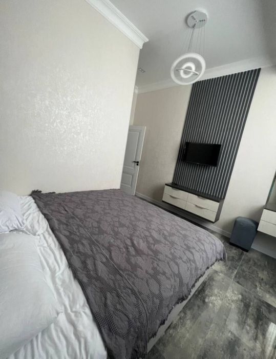 Аренда Яккасарой Ракат новастр 3 ком 8 этаж 10 этажка все ест