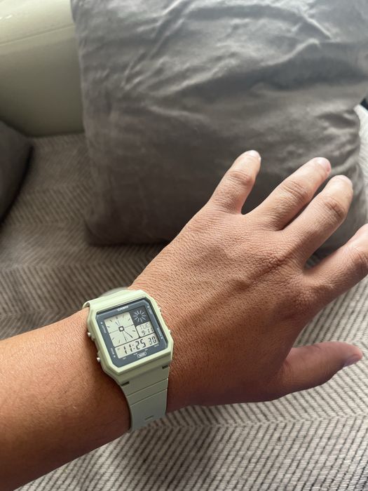Часы новые оригинал Casio