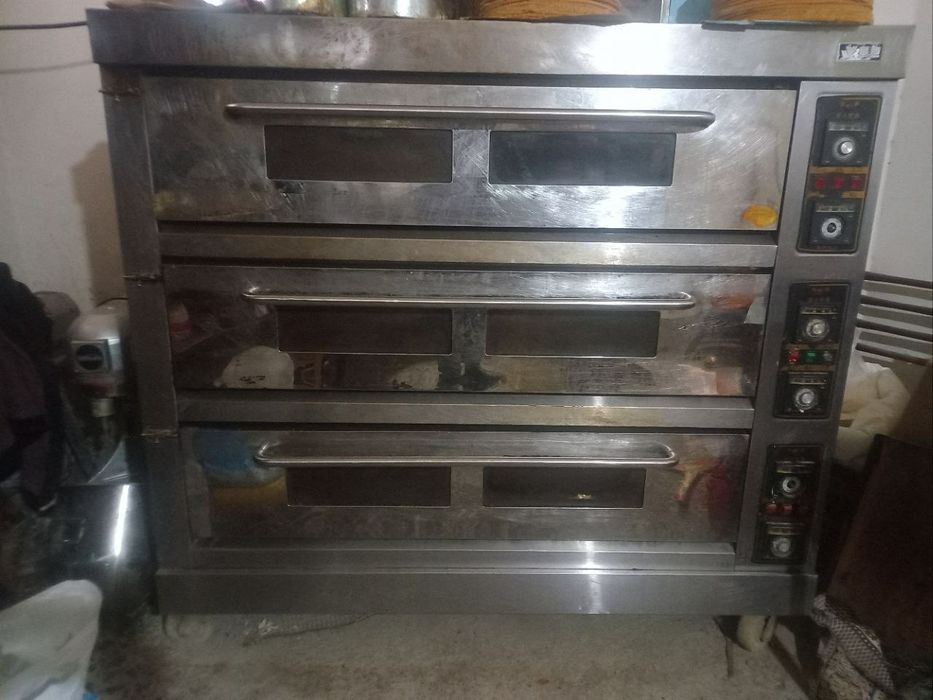 Buxanka toʻrt perojniy chiqaradigan pechka