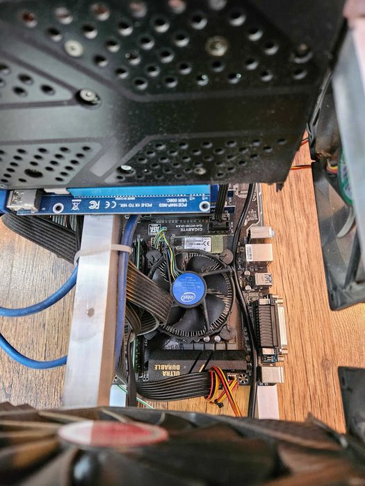 Майнинг риг със 6 карти rx580 8GB Mining rig ETH Копачка