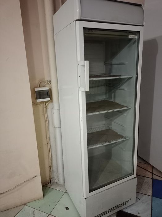 Продаются холодильные шкафы
