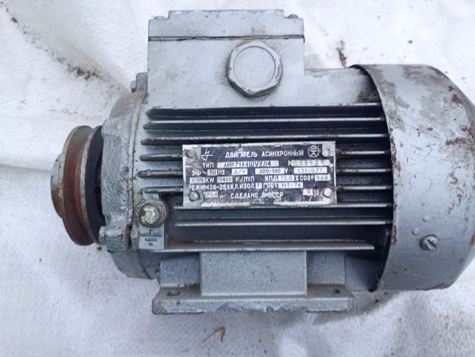 Продам электро двигатель