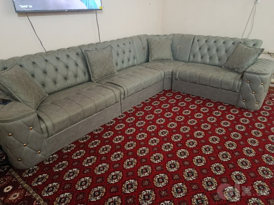Divan stol yaxshi xolatta