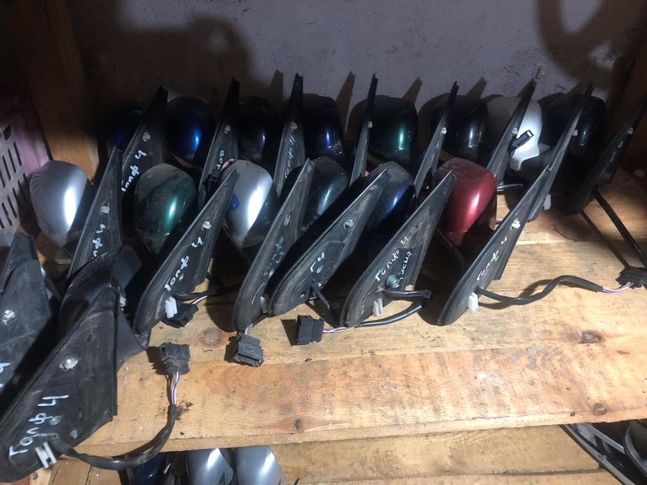 Десни огледала за голф 4