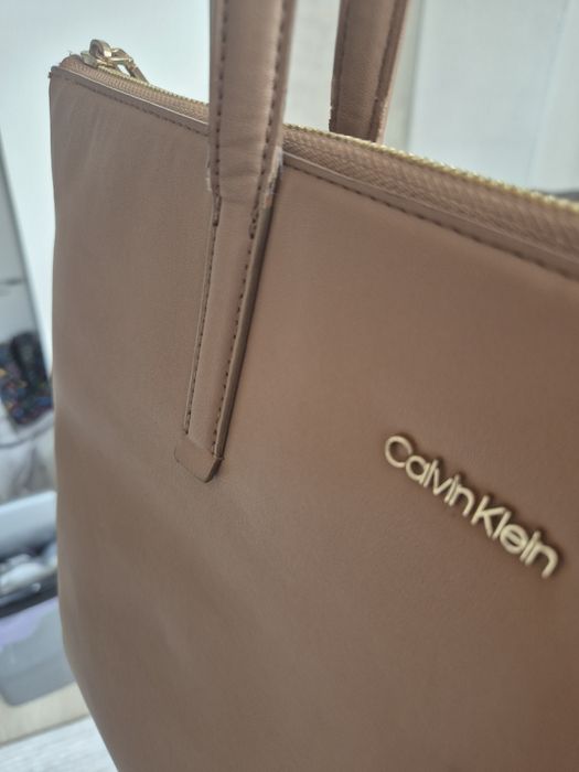 Calvin klein оригинална дамска чанта