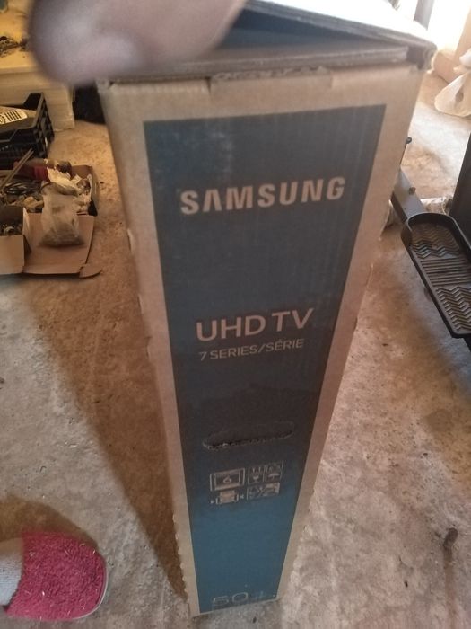 TV Samsung pentru piese diagonala 125
