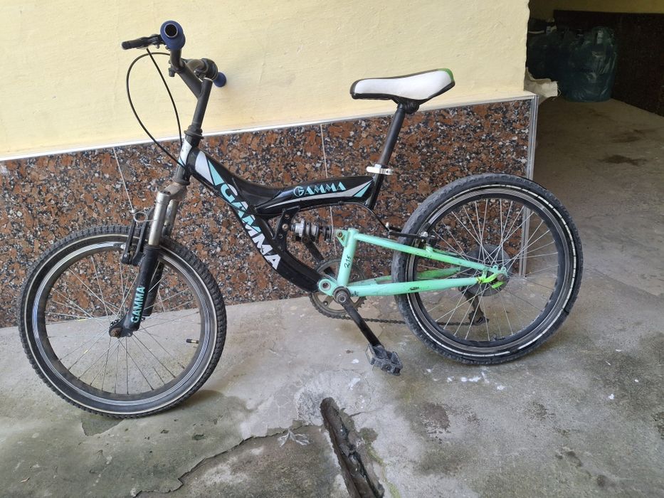 Yaxshi holatdagi velosiped sotiladi