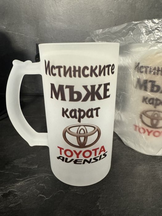 Стъклена халба Toyota