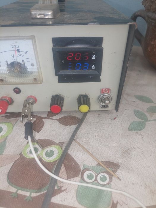 Sursa 33 volti. 8 amperi