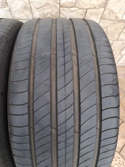 Летни гуми Michelin 245/45/19  275/40/19 E-primacy