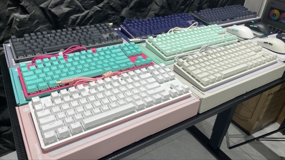 IO by Red Square TYPEX V2 DARK