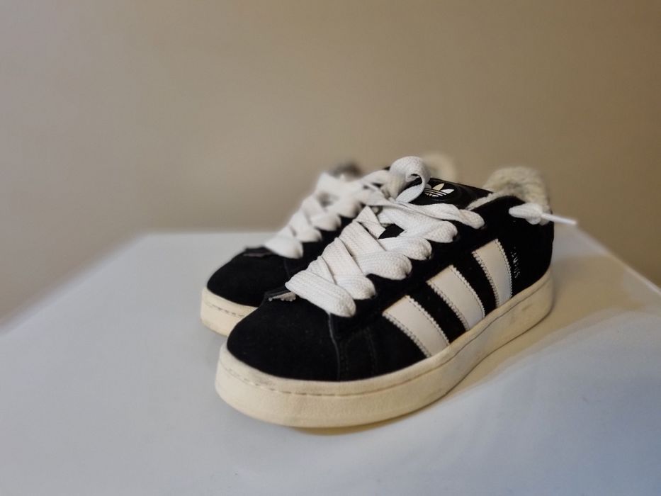 Кроссовки ( 40 )