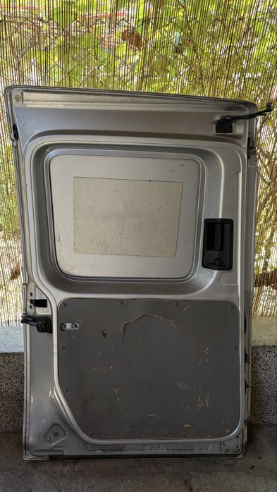 Врата за volkswagen cady