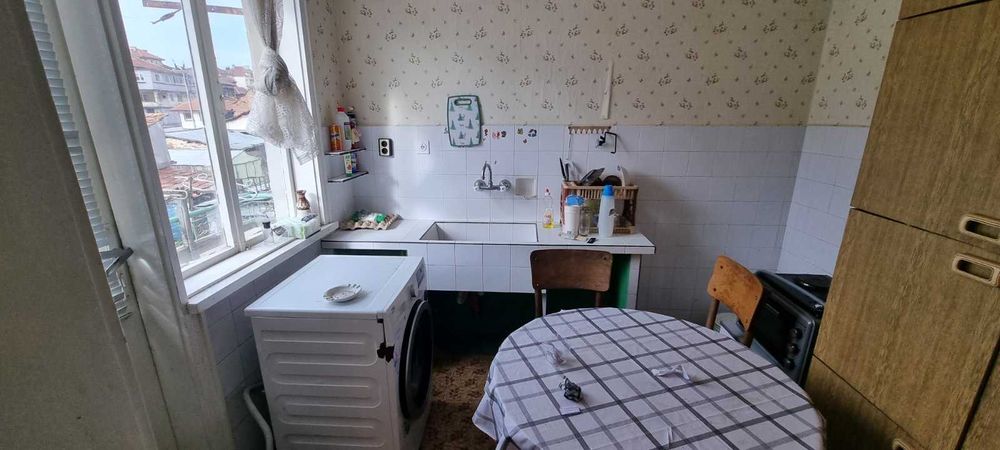 Продава се Къща в Разград, Житница - 239 кв.м за 534 €/кв.м - Снимка #8