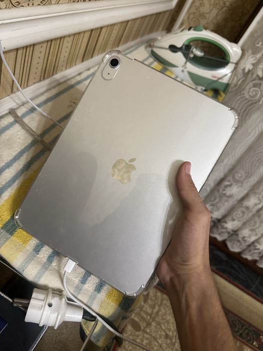 iPad  sotiladi naxtga