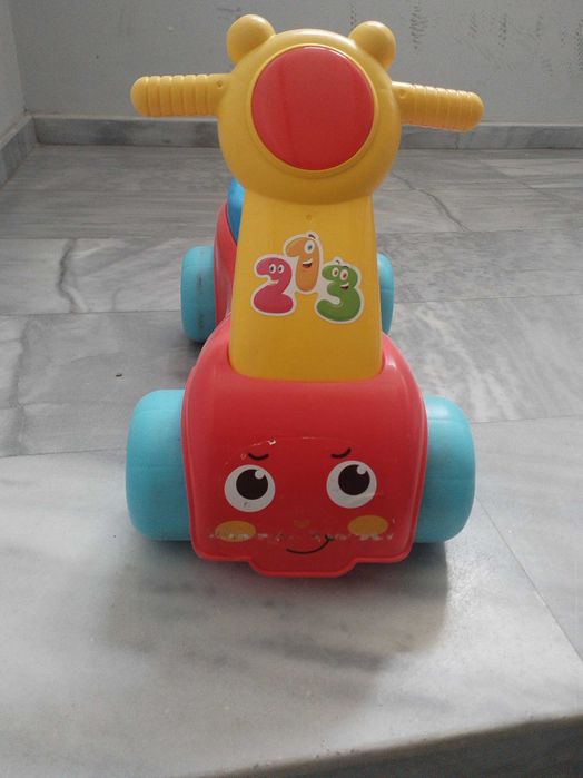 Кола за бутане Ride-on
