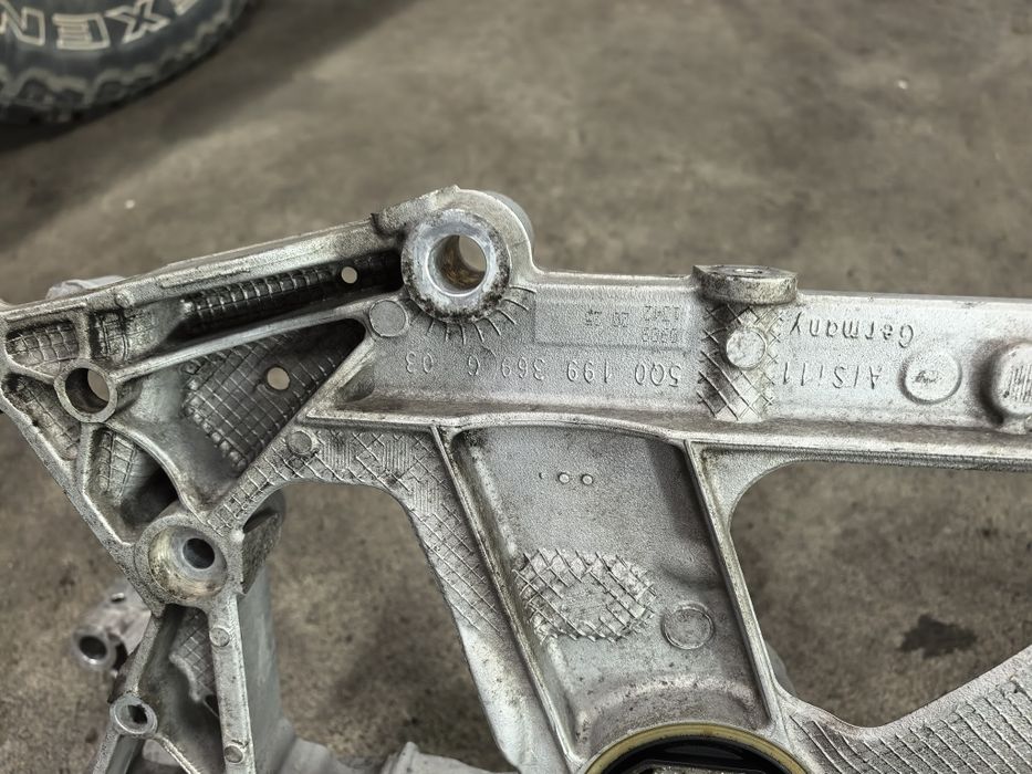 Преден мост за audi Q3 2.0tdi